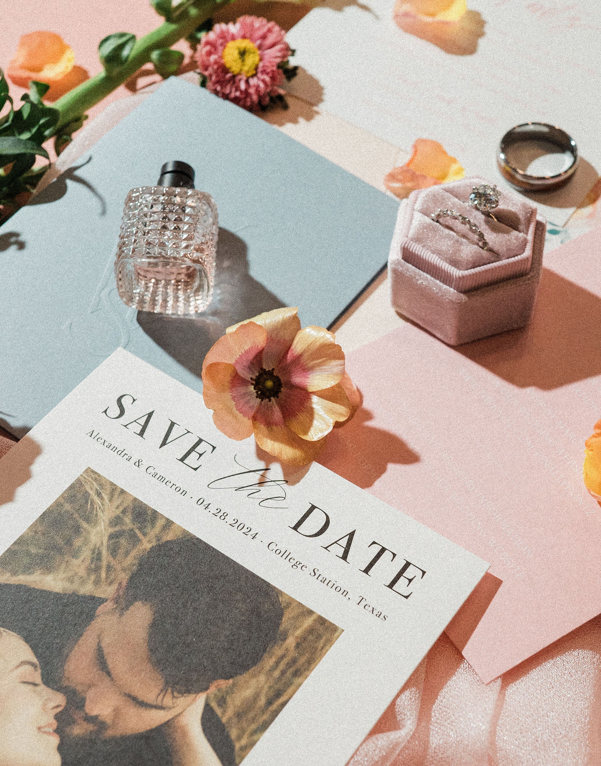Save the date detail
